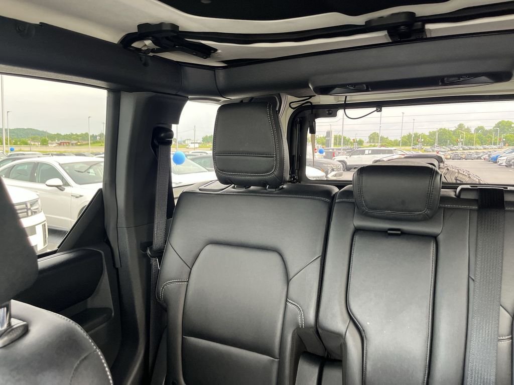 Used 2025 Black Ford Badlands image 12