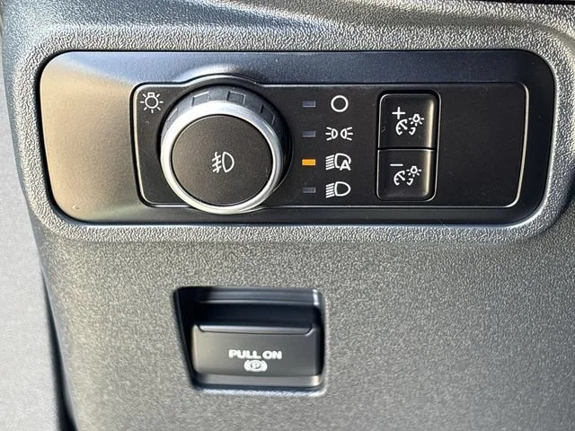 Used 2023 Green Ford Outer Banks image 24