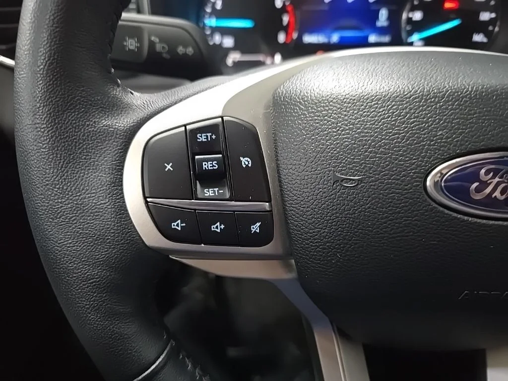 Used 2024 Green Ford XLT image 23