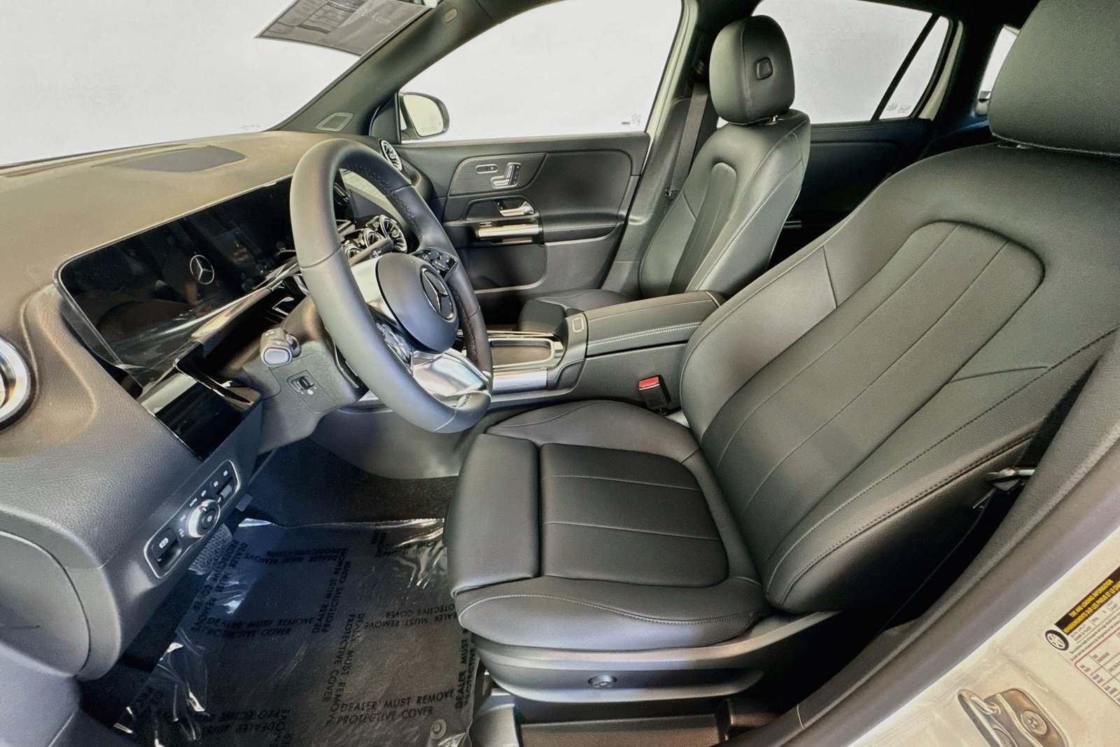 New 2026 Polar White Mercedes-Benz GLA 250 image 18