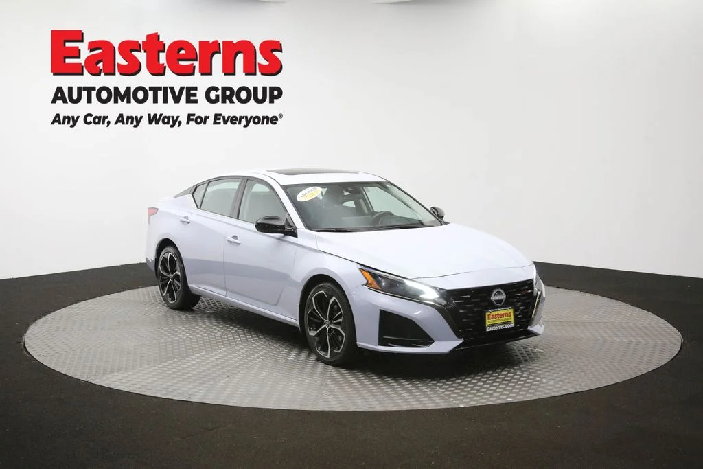 Used 2023 Gray Nissan 2.5 SR image 50