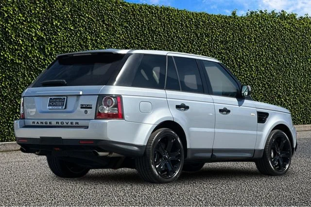 Used 2011 Stornoway Gray Land Rover Supercharged image 3