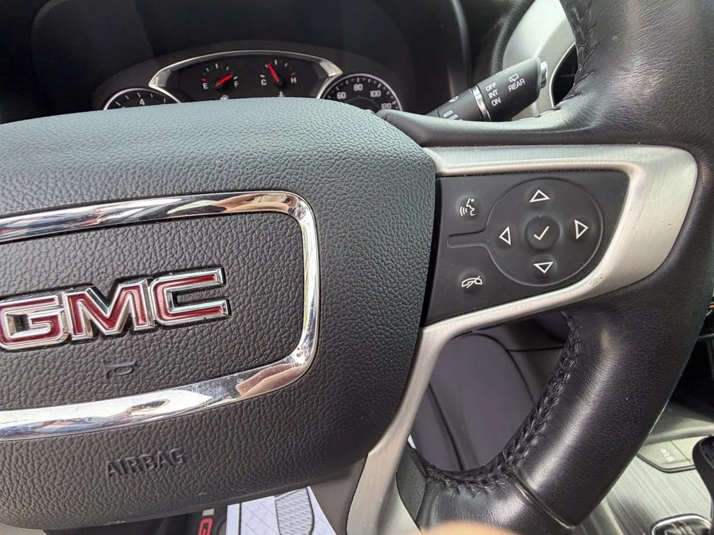 Used 2018 BLUE STEEL METALLIC GMC SLT image 27