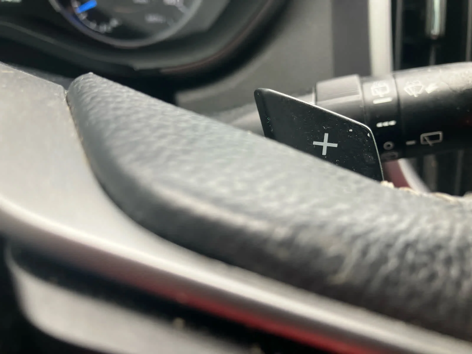 Used 2019 Magnetite Gray Metallic Subaru Limited image 23