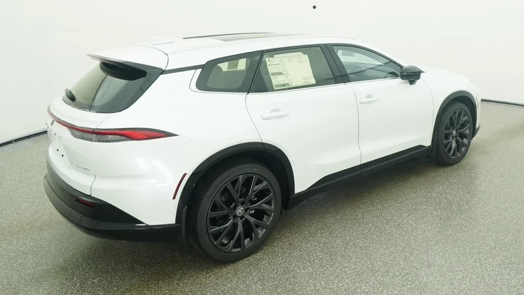 New 2026 Oxygen White Toyota Limited image 18