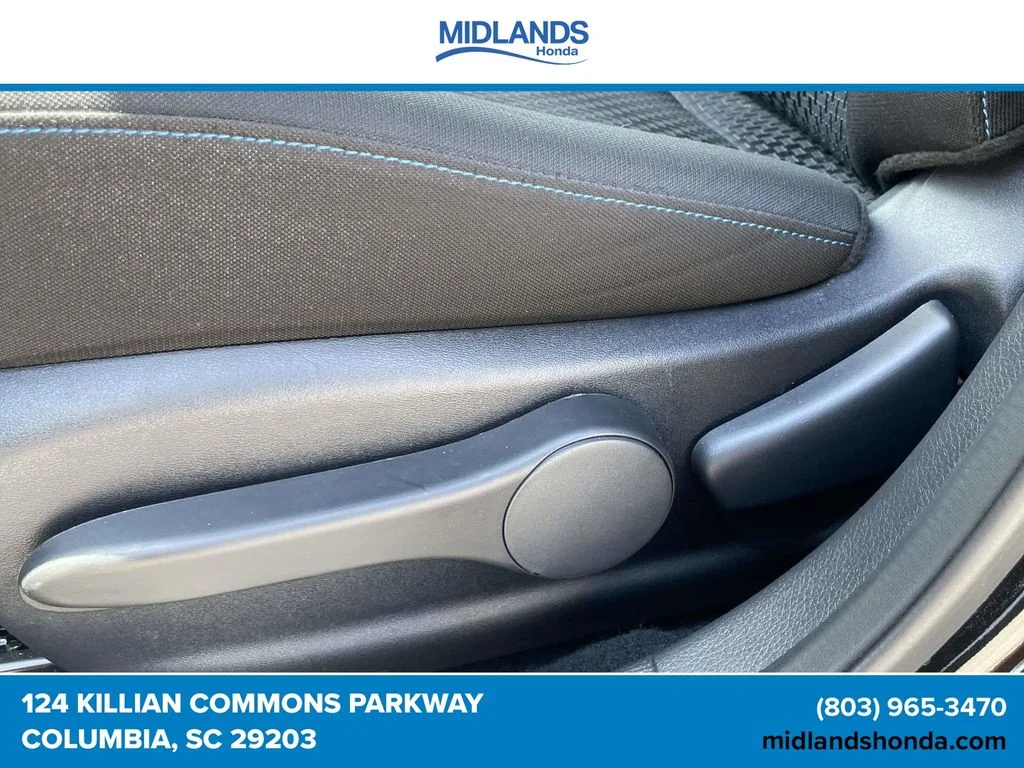 Used 2018 Super Black Nissan SR image 15