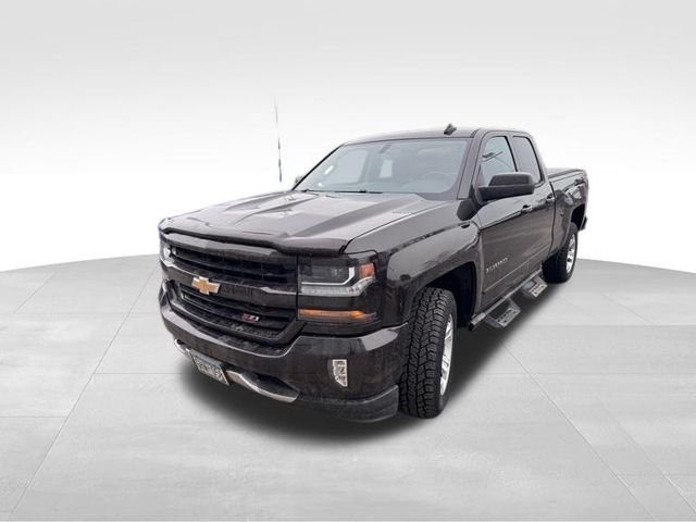 Used 2018 Chevrolet Silverado 1500 LT Z71 with VIN 1GCVKREC3JZ334334 for sale in Burnsville, Minnesota