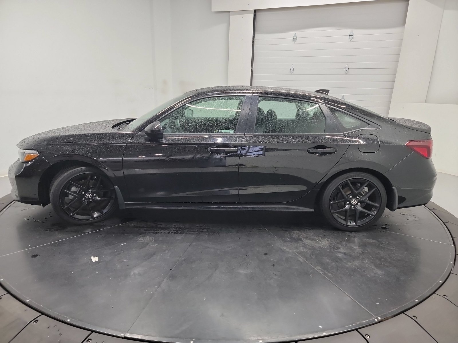 Certified Used 2025 Crystal Black Pearl Honda 4D HYBRID SPORT image 5