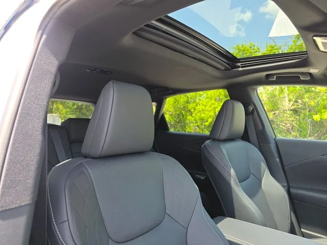 New 2026 Eminent White Pearl Lexus PREMIUM image 11