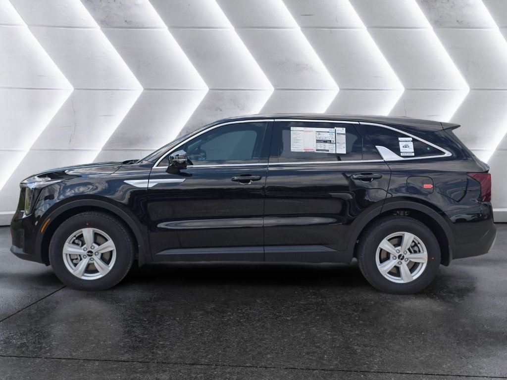2026 Kia Sorento LX - Photo 2