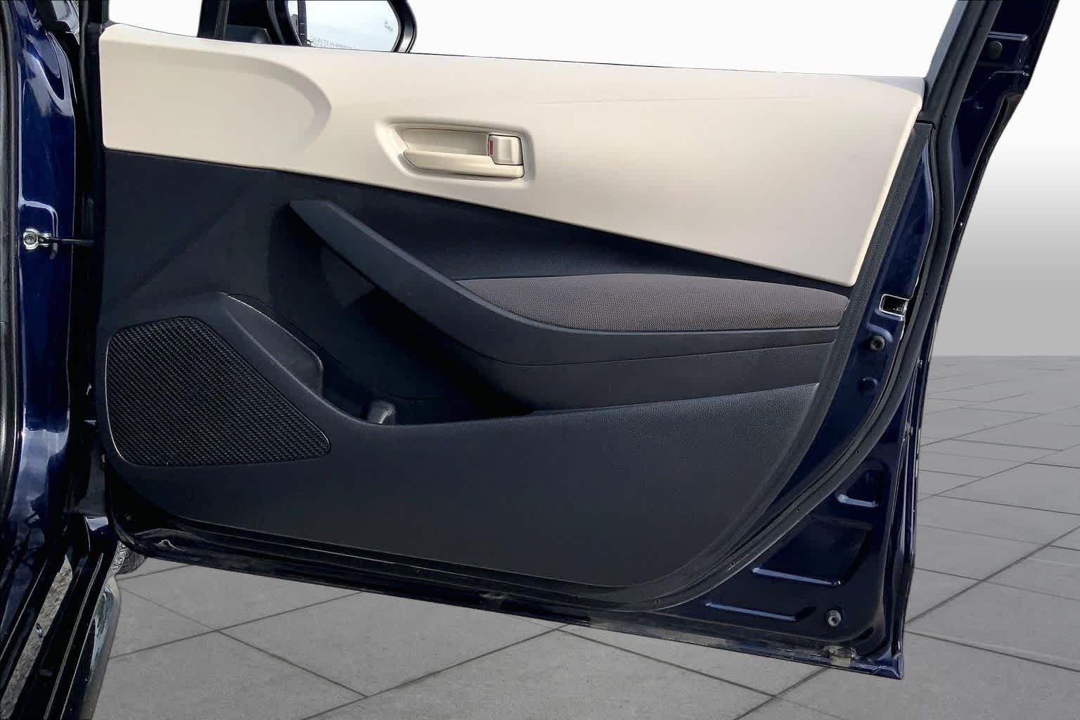 Used 2022 Blueprint Toyota LE image 22
