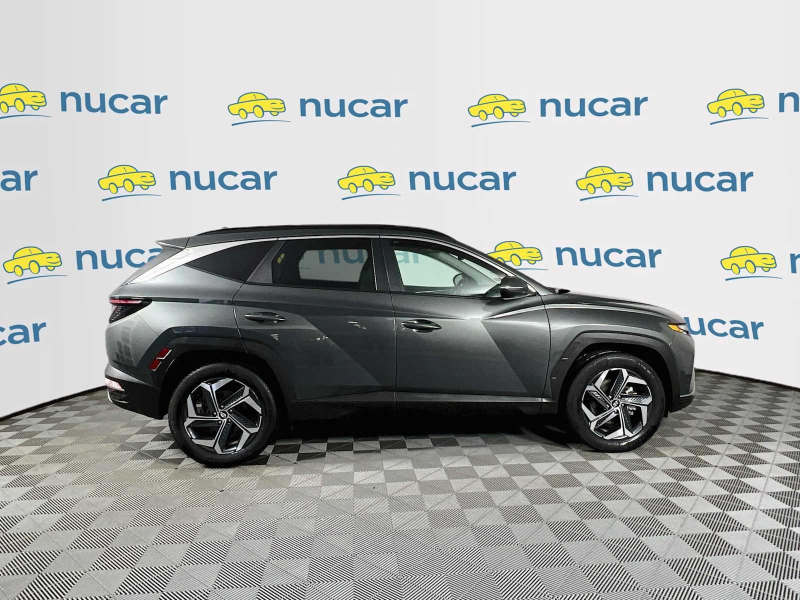 Used 2024 Amazon Gray Hyundai SEL Convenience image 8