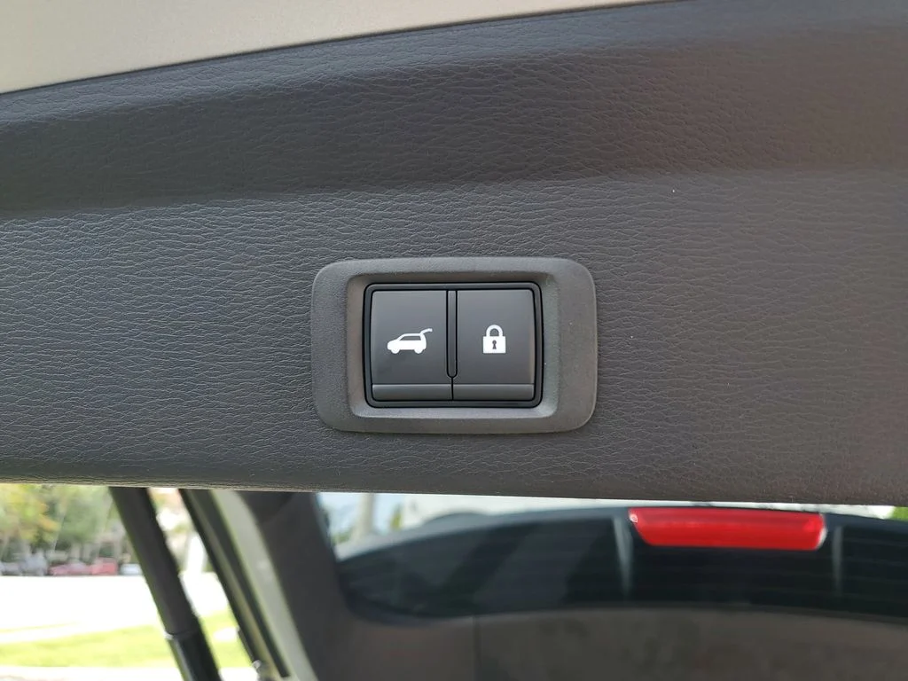 2025 Mitsubishi Outlander SE - Photo 11