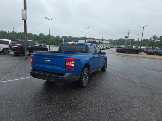 Used 2022 Blue Metallic Ford XLT image 3