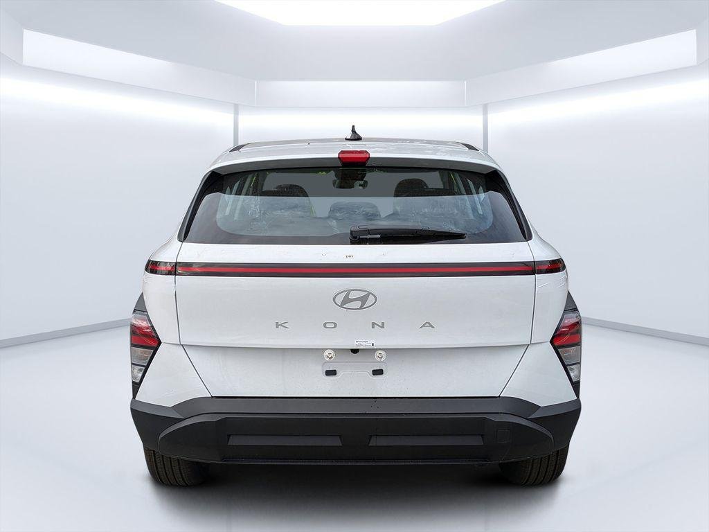 New 2026 White Hyundai SE FWD image 7