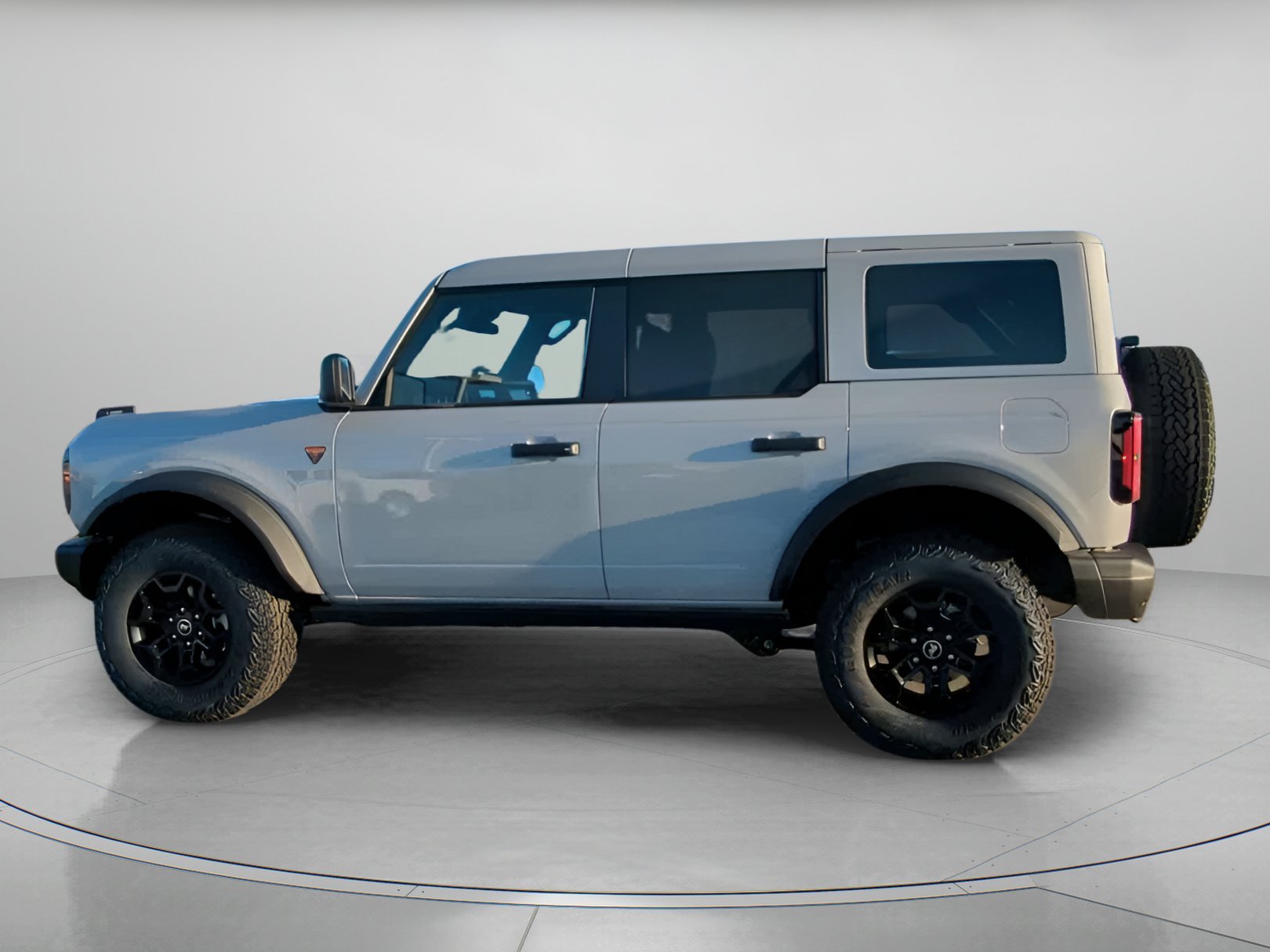 New 2026 Avalanche Gray Ford Badlands® image 14