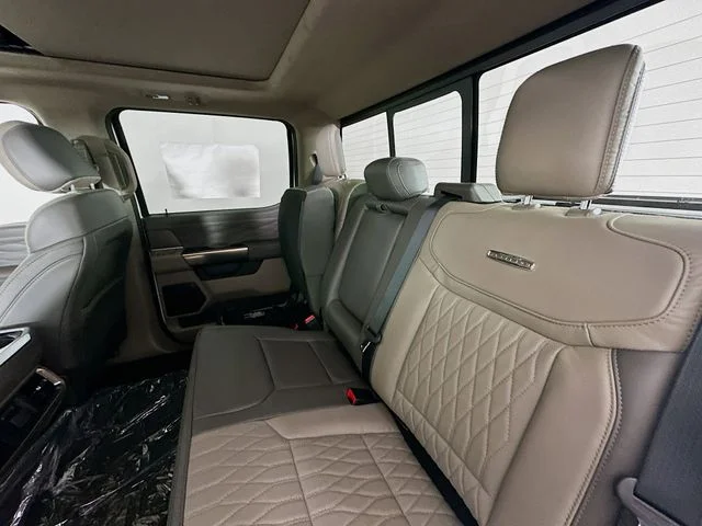 New 2026 Star White Metallic Tri-Coat Ford Platinum image 26