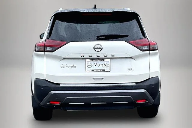 Used 2023 White Nissan SL image 6