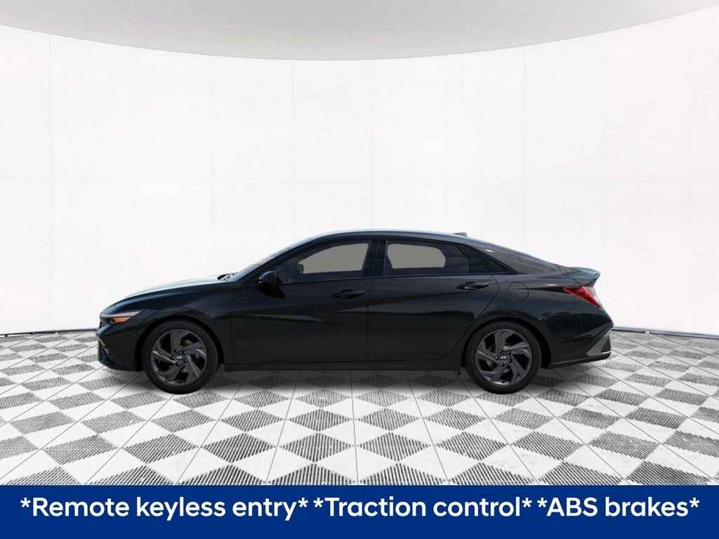 New 2026 Black Hyundai SEL Sport image 5