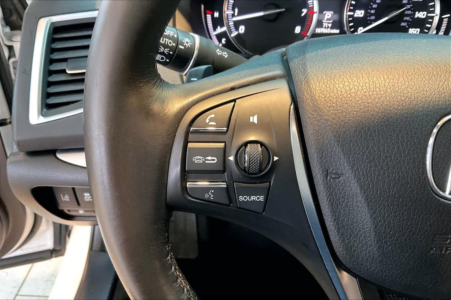 Used 2015 Bellanova White Pearl Acura V6 Tech image 23