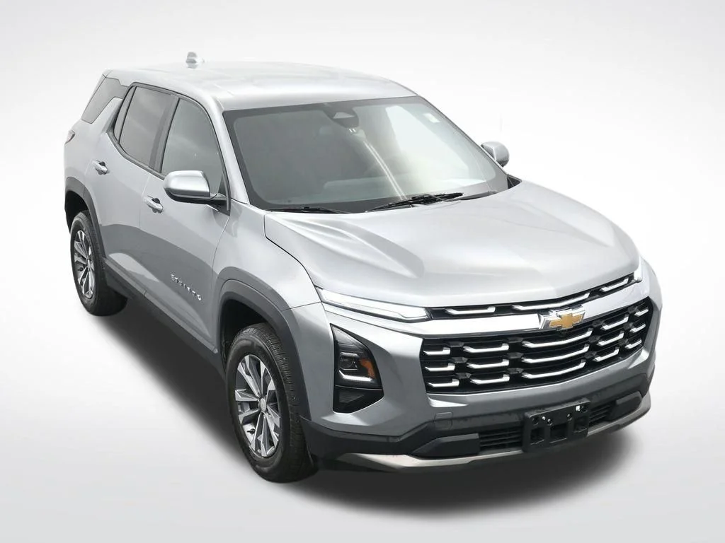 Used 2025 Gray Chevrolet LT image 23