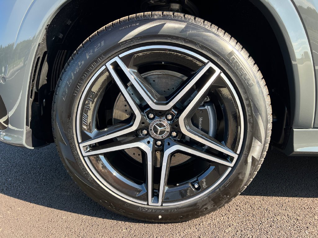 New 2026 MANUFAKTUR Silicon Grey Mercedes-Benz GLS 450 image 35
