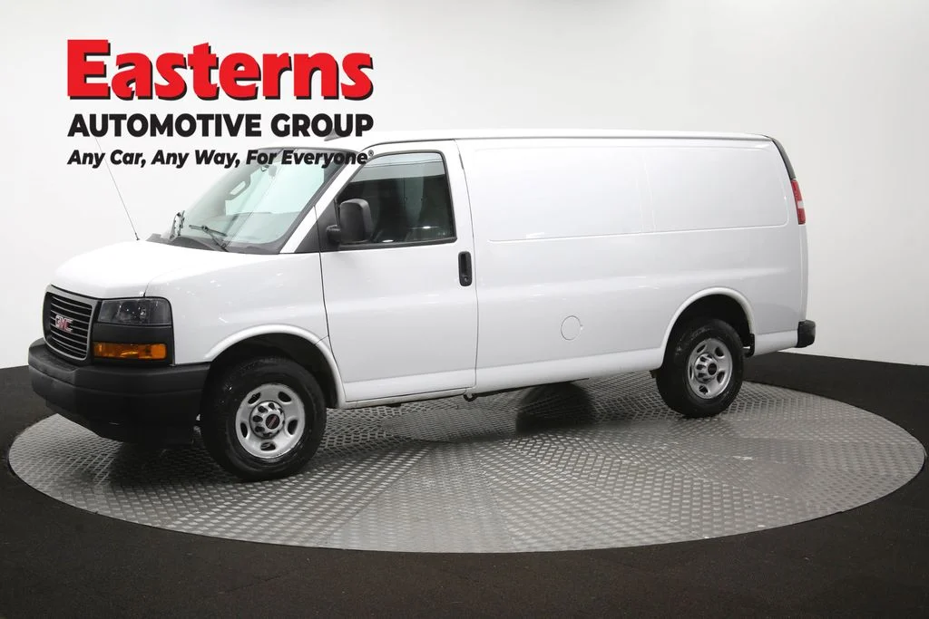 Used 2022 White GMC Work Van image 50