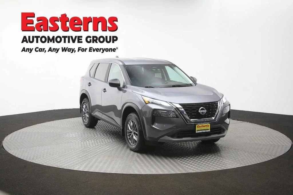 Used 2023 Gray Nissan S image 53