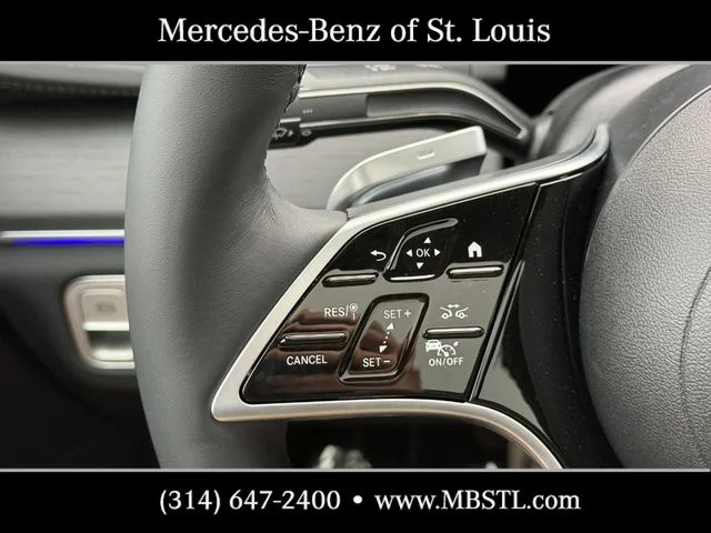 New 2026 MANUFAKTUR Moonlight White Metallic Mercedes-Benz GLE 450 image 15