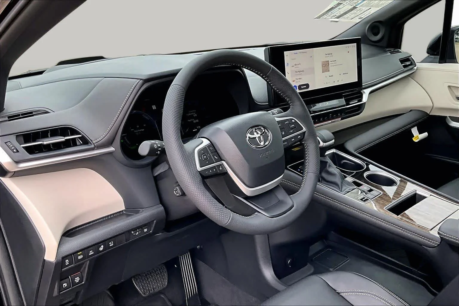 New 2026 Midnight Black Metallic Toyota Platinum image 8