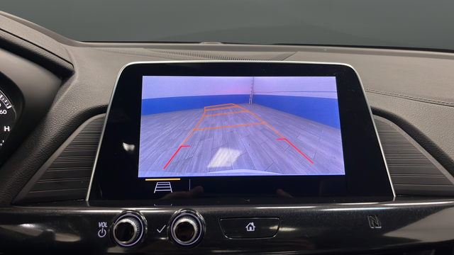 Used 2020 White Cadillac V-Series image 13