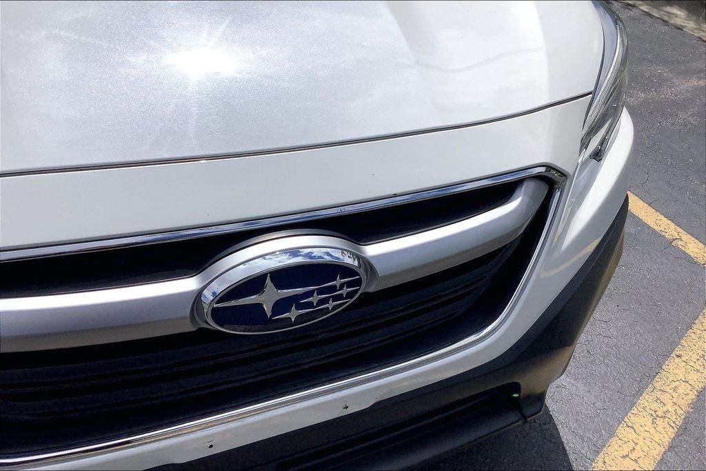 Used 2020 White Subaru Premium image 35