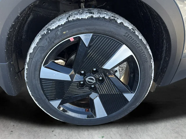 New 2026 Gun Metallic Nissan SR image 29