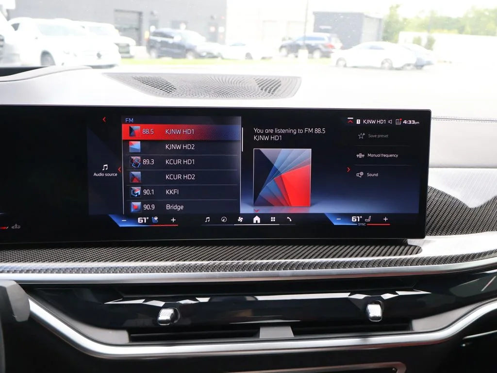 Used 2026 Gray BMW M60i image 23