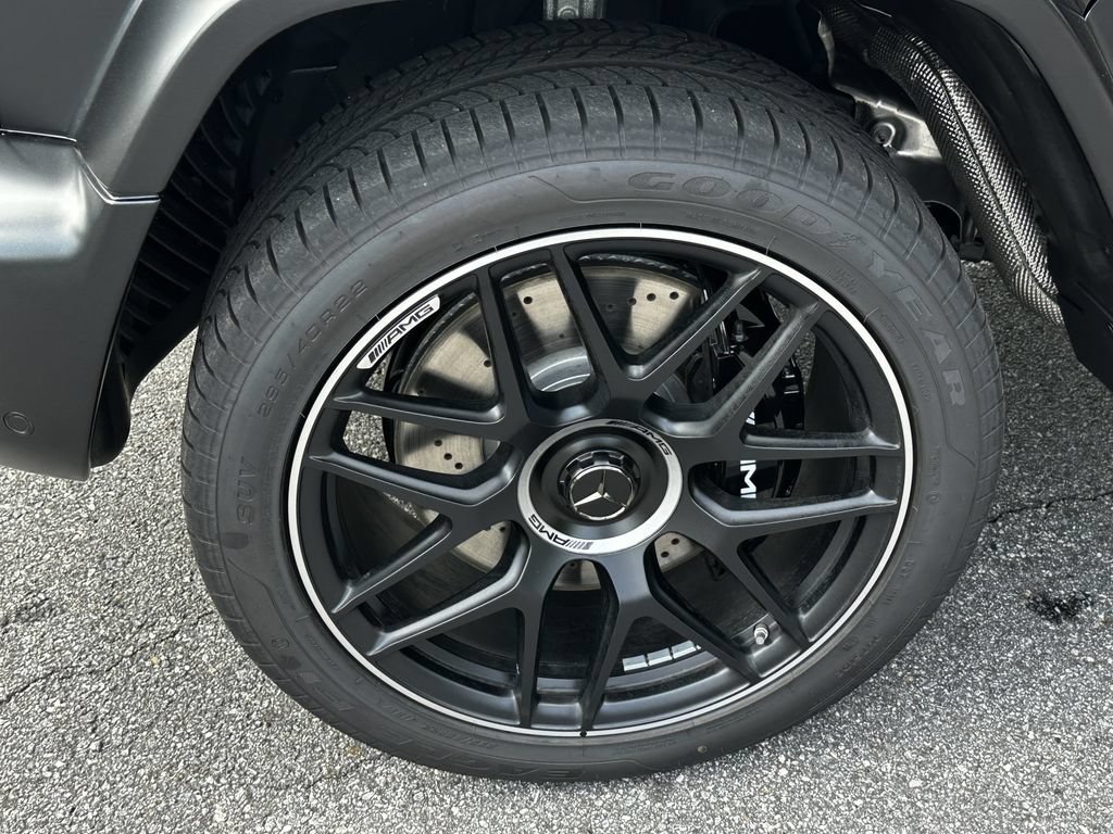 New 2027 MANUFAKTUR Night Black Magno Mercedes-Benz AMG® G 63 image 50