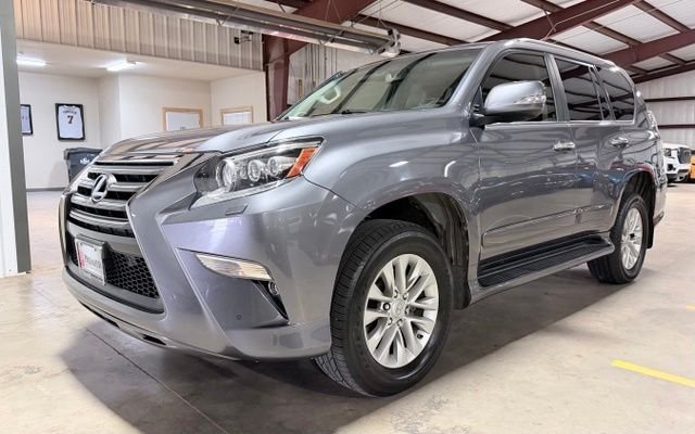 Used 2018 Gray Lexus 460 image 8
