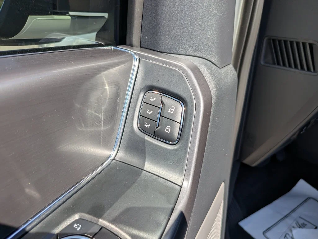 New 2026 Star White Metallic Tri-Coat Ford Lariat® image 19