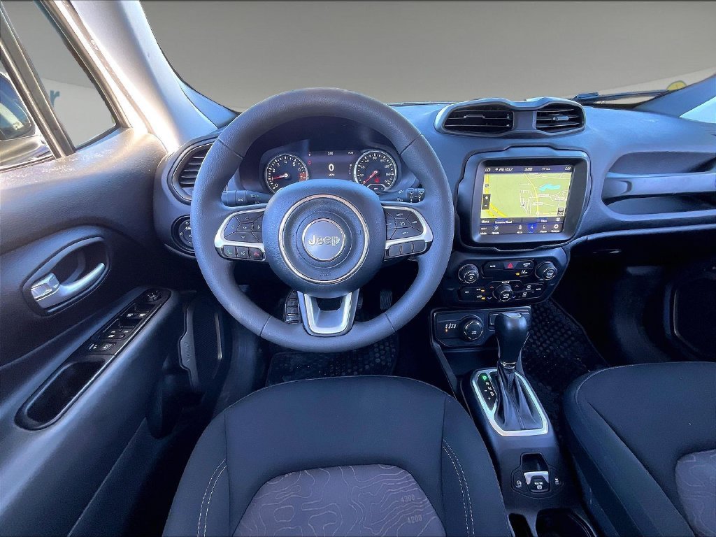 Used 2023 Alpine White Clearcoat Jeep Latitude image 16