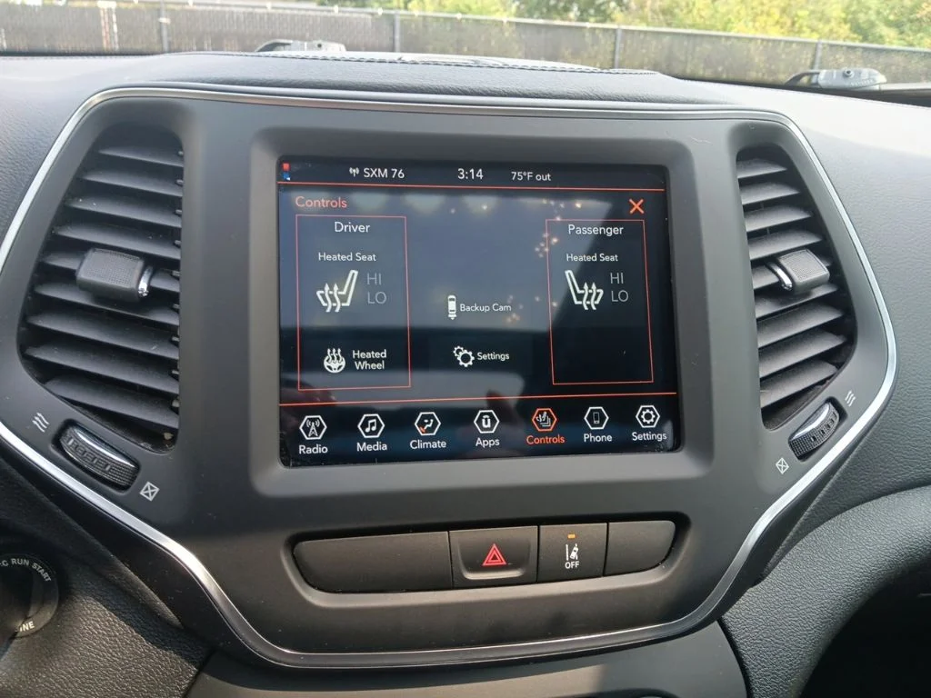 Used 2022 Hydro Blue Pearlcoat Jeep X image 23