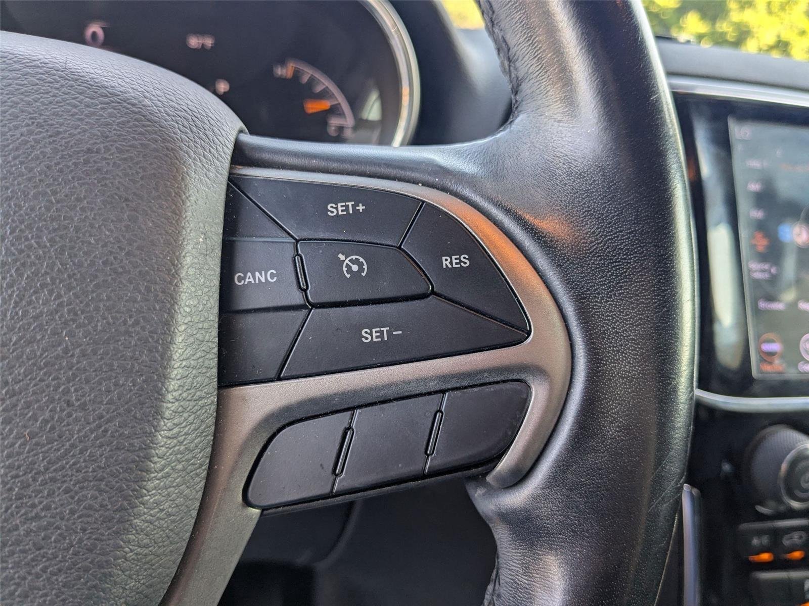 Used 2020 Granite Crystal Metallic Clearcoat Jeep Limited image 18