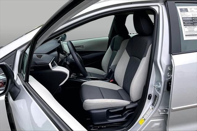 Certified Used 2025 SILVER ME. Toyota  image 9