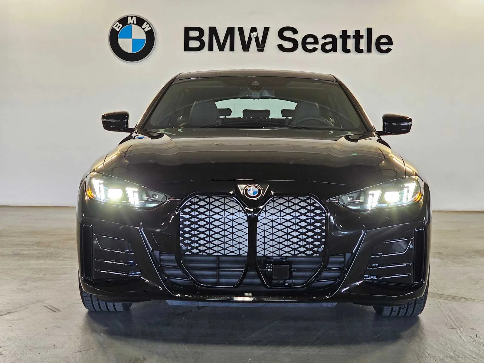 New 2026 Black Sapphire Metallic BMW xDrive40 image 6