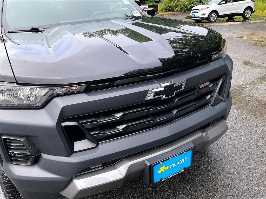 Used 2024 Black Chevrolet Trail Boss image 31
