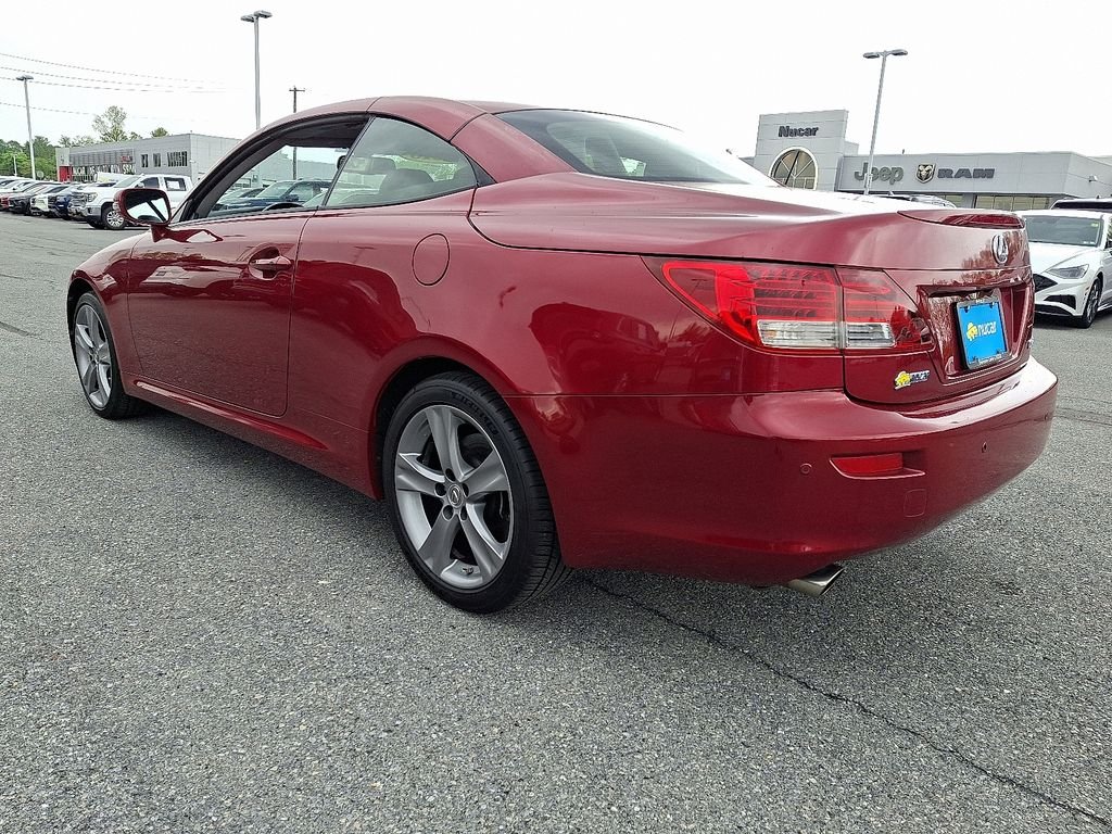 Used 2015 Red Lexus 250 C image 31