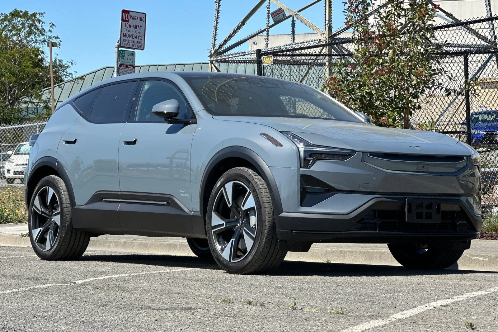 Used 2025  Polestar Long Range Dual Motor image 9