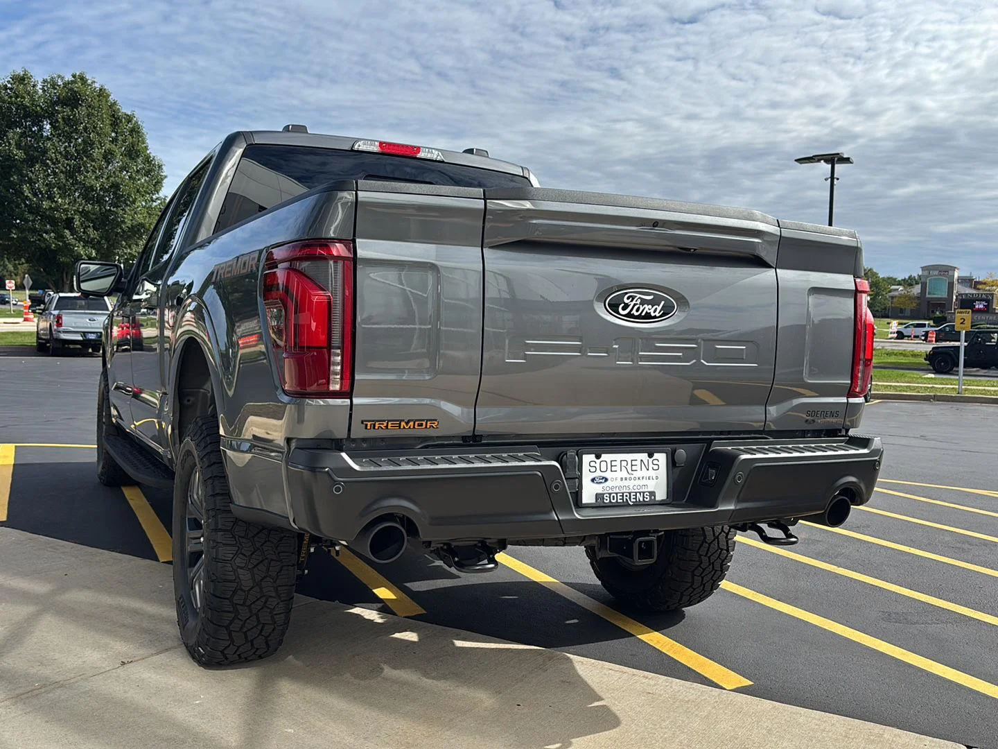 New 2026 Carbonized Gray Ford Tremor image 28