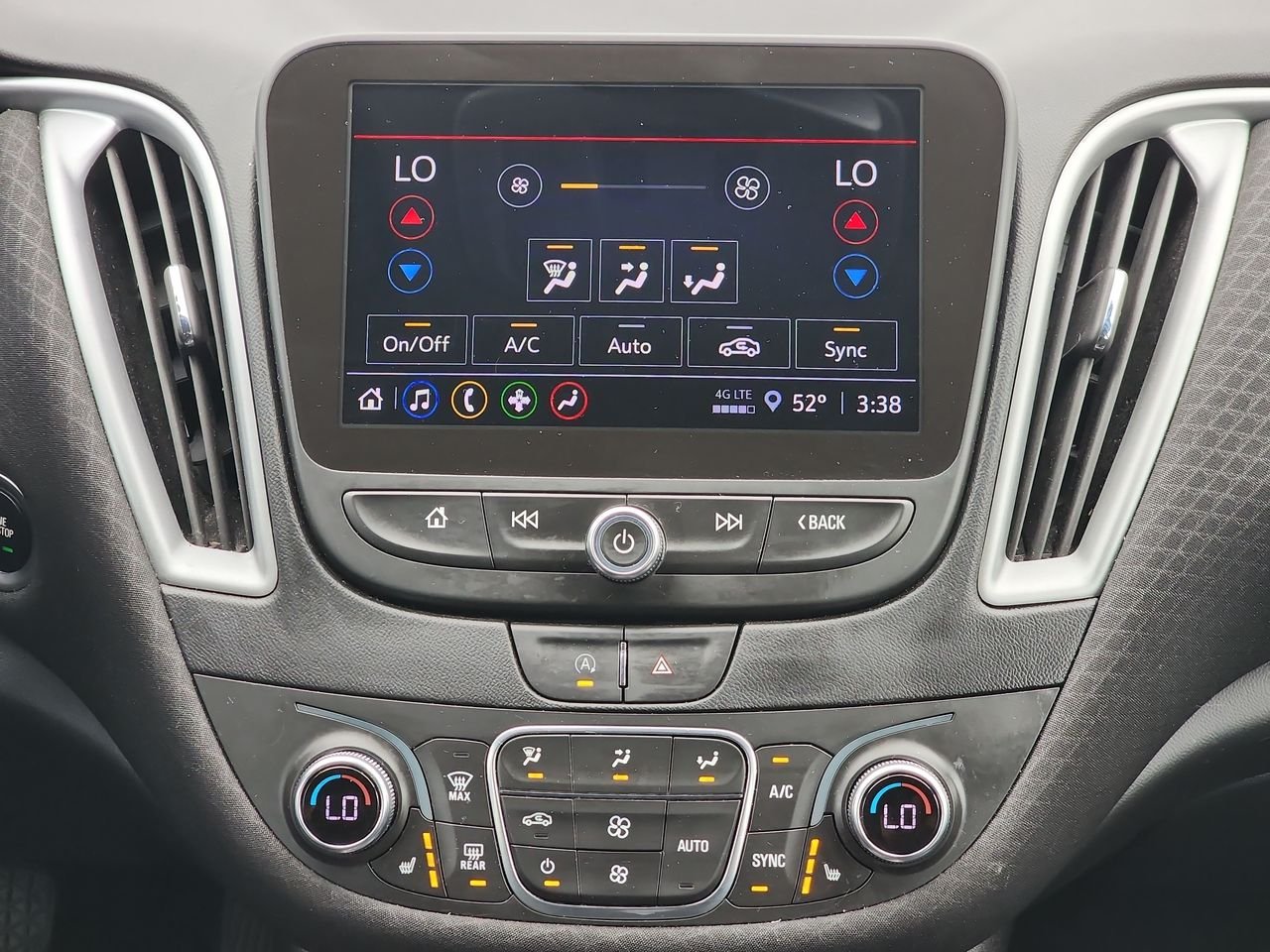 Used 2024 Gray Chevrolet LT image 17