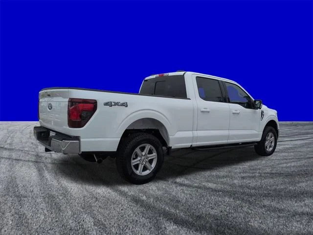 New 2026 Oxford White Ford XLT image 4