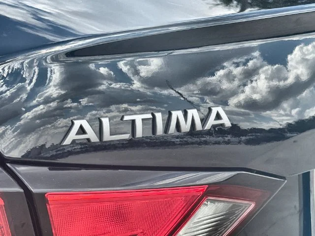 2025 Nissan Altima SV - Photo 30