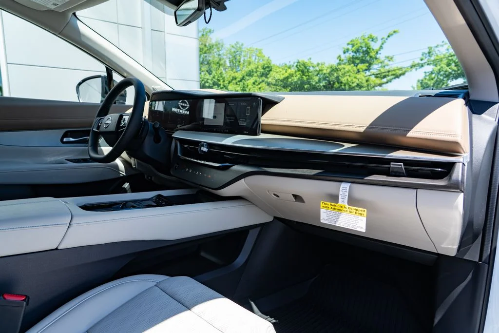 New 2026 Everest White Pearl TriCoat Nissan Platinum image 27